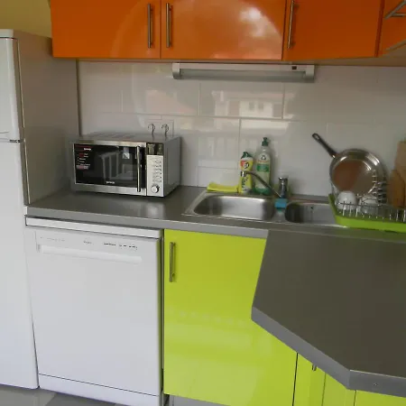 Apartment Szent Kristof Intezet Vendeghaza Debrecen